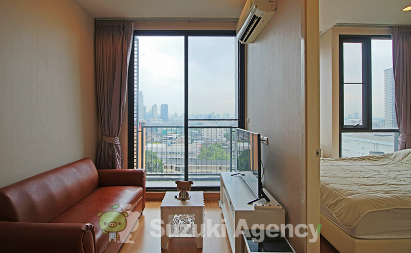 Q House Sukhumvit 79