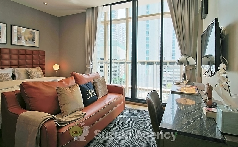 Park Origin Phrom Phong