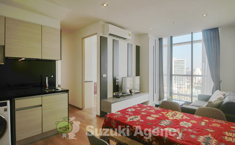 Park Origin Phrom Phong