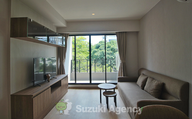 Runesu Thonglor 5