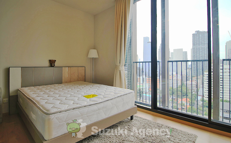 Noble AROUND SUKHUMVIT 33
