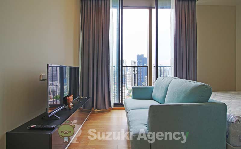 Noble AROUND SUKHUMVIT 33