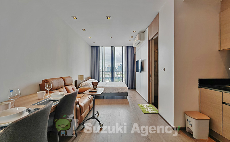 Park Origin Phrom Phong