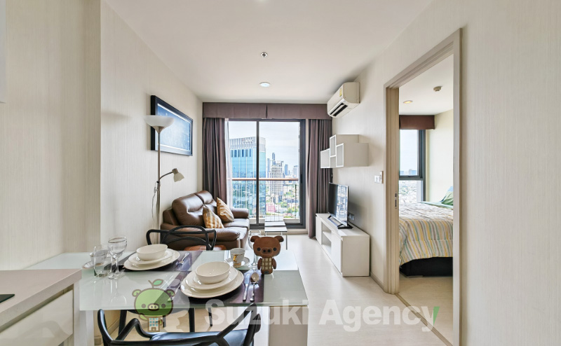 Rhythm Sukhumvit 42