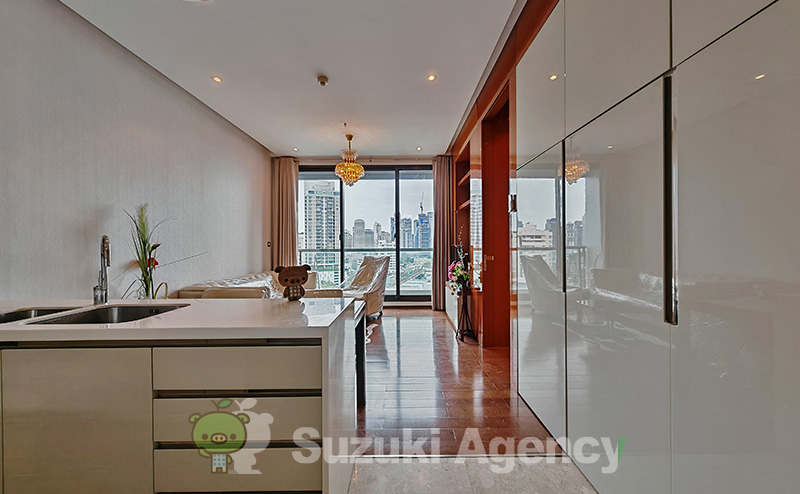 The Address Sukhumvit 28