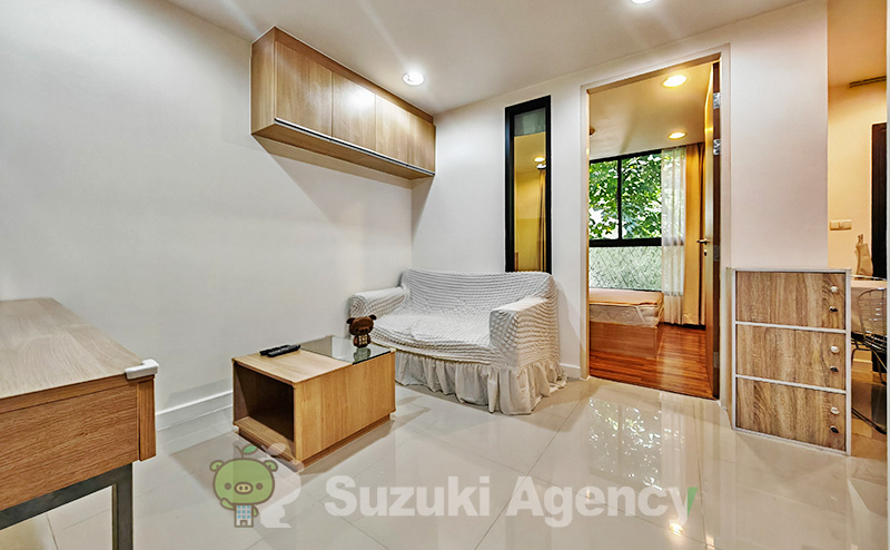 Zenith Place Sukhumvit 42